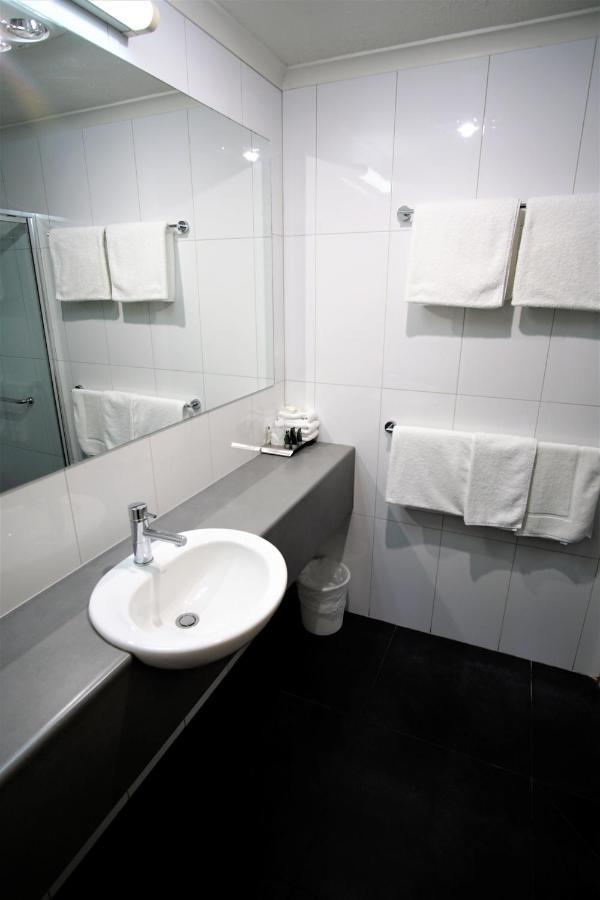 Parkview Motor Inn And Apartments Вангаратта Экстерьер фото