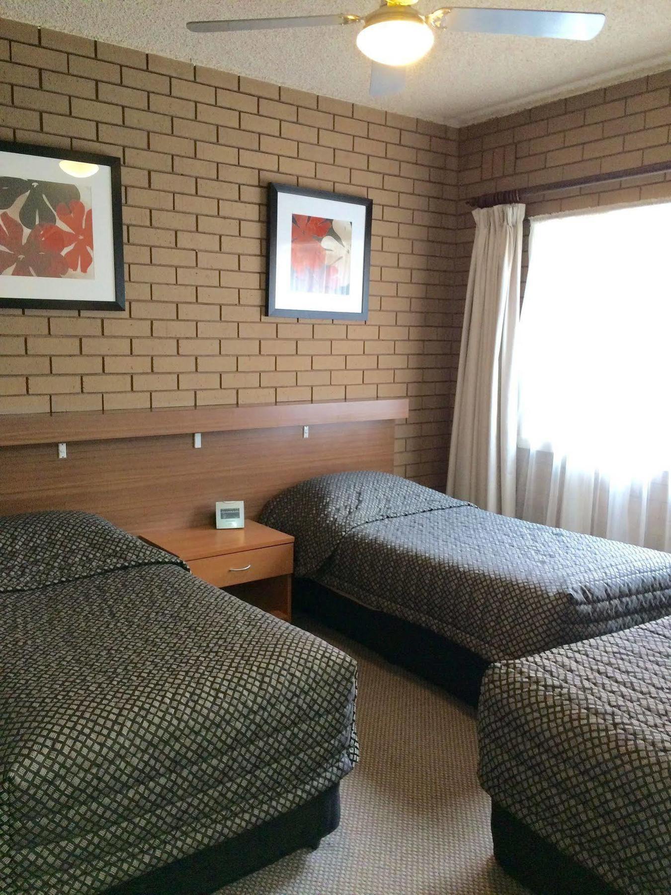 Parkview Motor Inn And Apartments Вангаратта Экстерьер фото